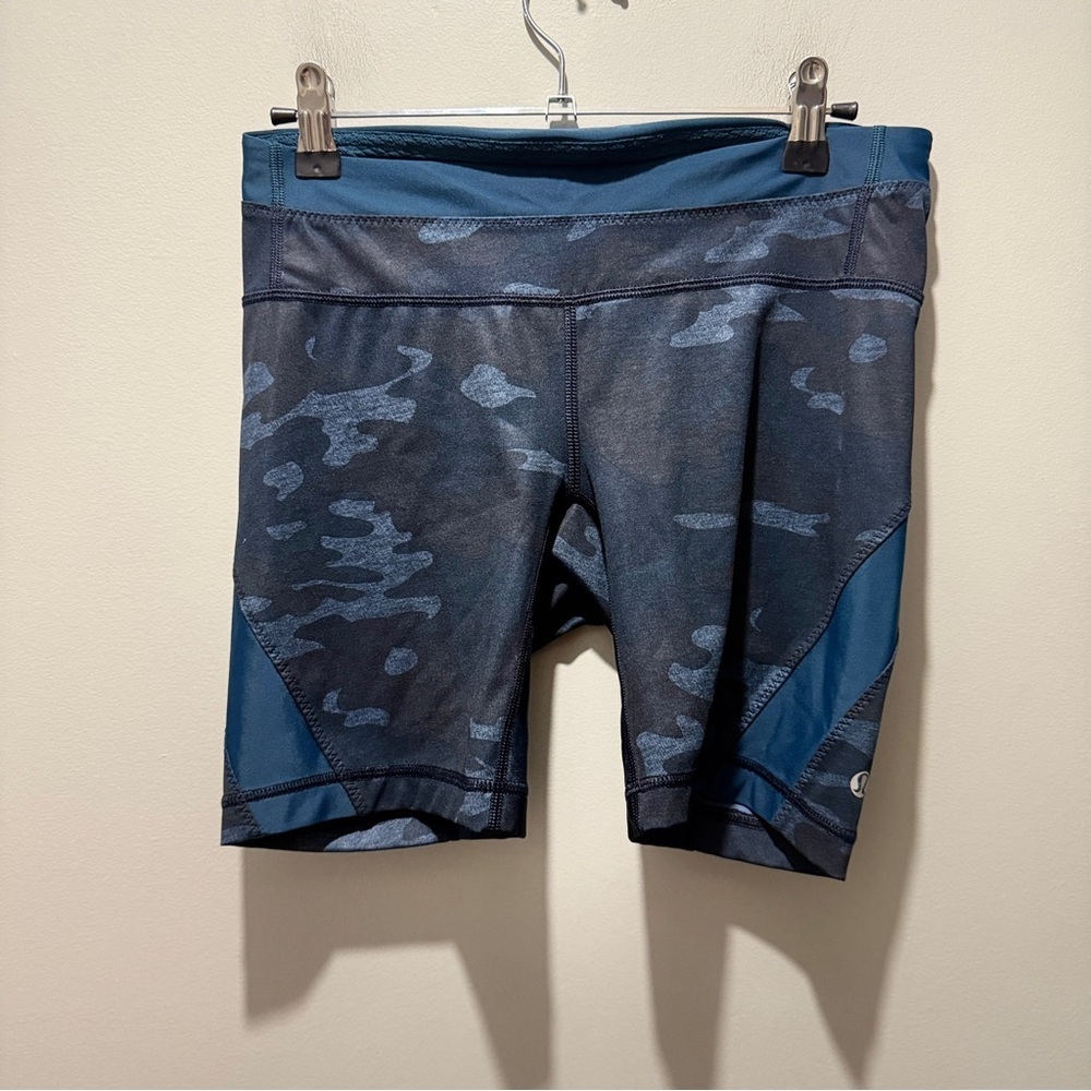 Lululemon Clip In Bike Short - Heathered Textured Lotus - Picture 3 of 5